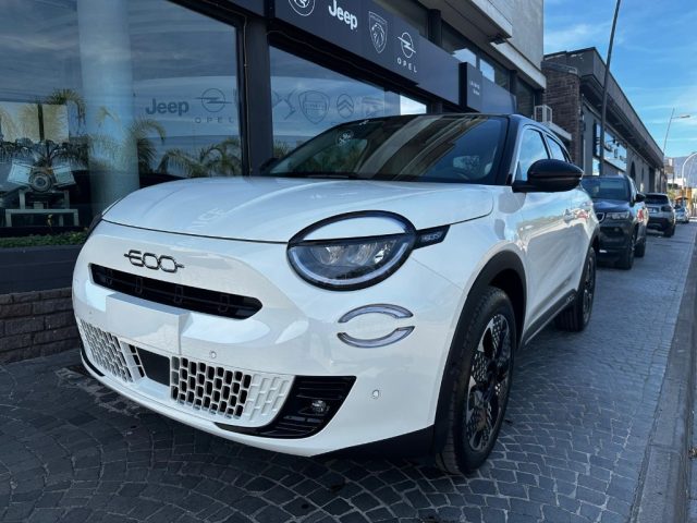 Fiat 600 1.2 hybrid LaPrima 110cv auto, in vendita a Scafati (SA)