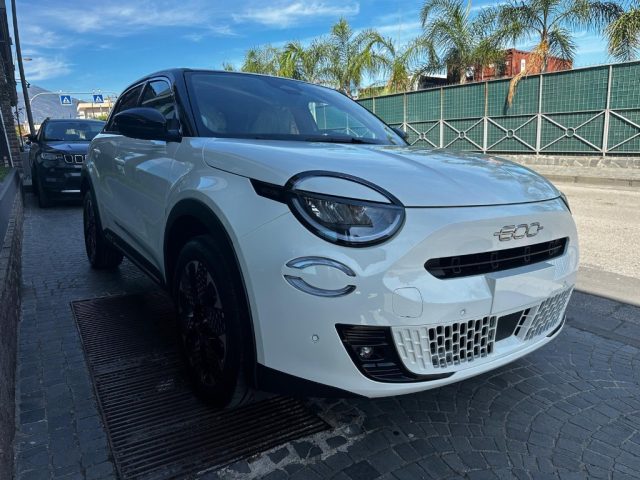 Fiat 600 1.2 hybrid LaPrima 110cv auto - foto 3 di 4