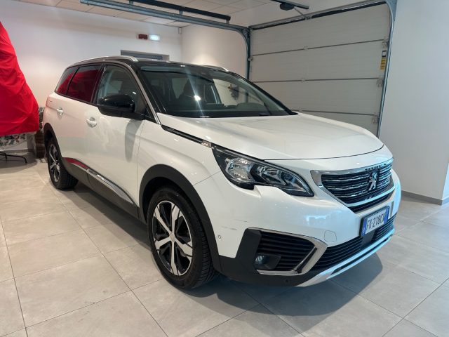 Peugeot 5008 BlueHDi 120 S&S Allure - foto 2 di 4