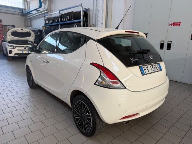 Lancia Ypsilon 1.2 69 CV 5 porte GPL Ecochic Gold - foto 4 di 4