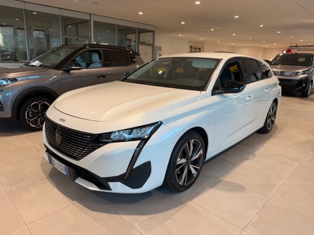 Peugeot 308 BlueHDi 130 S&S EAT8 SW Allure Pack, del 2022, 154.615 km, in vendita a Scandiano (RE)