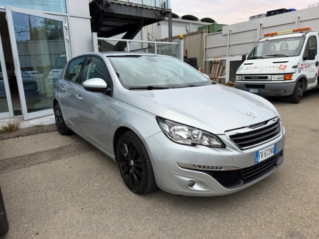 Peugeot 308 BlueHDi 120 S&S EAT6 Business - foto 2 di 4