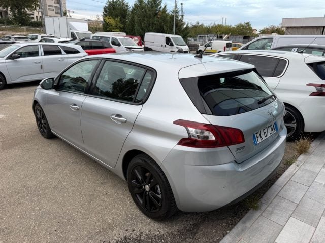 Peugeot 308 BlueHDi 120 S&S EAT6 Business - foto 4 di 4