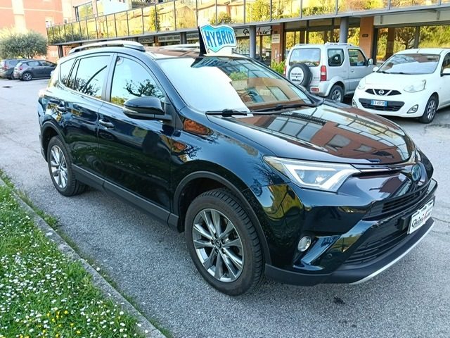 Toyota RAV 4 MY23 RAV4 2.5 Hybrid 4WD Lounge *tetto apribile* - foto 2 di 4