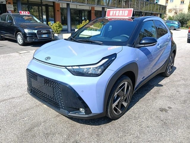 Toyota Aygo X MY 26 1.5 Full Hybrid 115 CV 5 porte Premium nuovo a RASTIGNANO