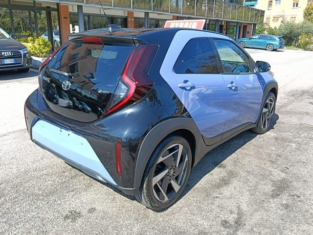 Toyota Aygo X MY 26 1.5 Full Hybrid 115 CV 5 porte Premium - foto 2 di 4
