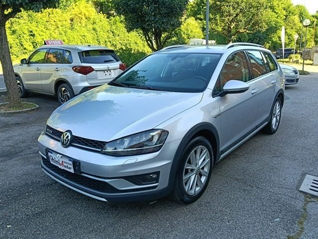 Volkswagen Golf Variant Alltrack 1.6 TDI 4MOTION (4X4)BMT KM 72000!! usato a RASTIGNANO