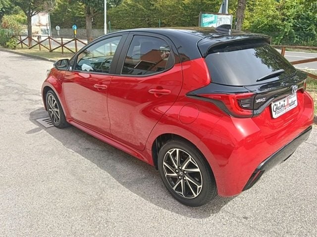 Toyota Yaris 1.5 Full Hybrid 5 P. STYLE garanzia toyota 04/2037 - foto 2 di 4