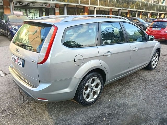 Ford Focus 1.6 TDCi (110CV) SW Tit. DPF euro 5/a - foto 4 di 4