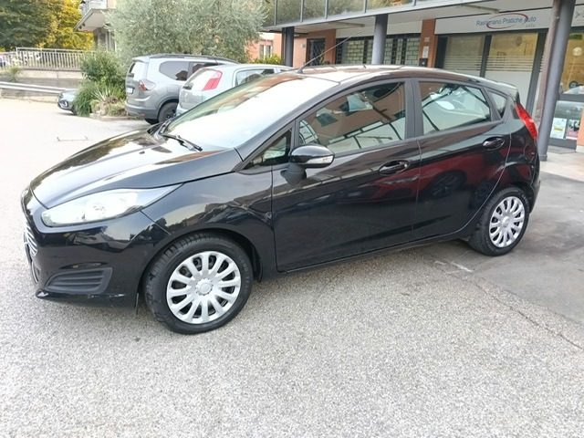 Ford Fiesta 1.2 60CV 5 p. Business -km 46000-uniproprietario - foto 3 di 4