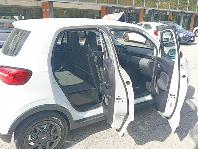 Leapmotor T03 95 CV VAN autocarro e posti 5 p. - foto 2 di 4