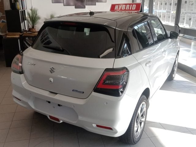 Suzuki Swift 1.2 Hybrid "TOP" prezzo con condizioni - foto 3 di 4