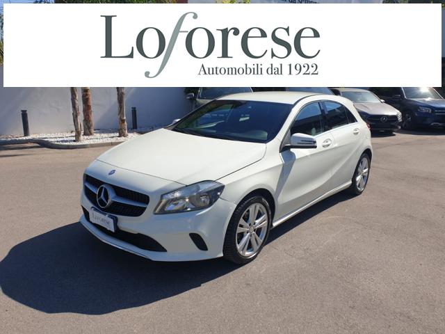 Mercedes-Benz A 180 d Automatic Sport - foto 2 di 4