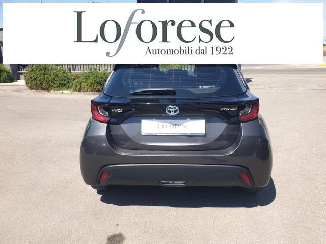 Toyota Yaris 1.5 Hybrid 5 porte Business - foto 4 di 4
