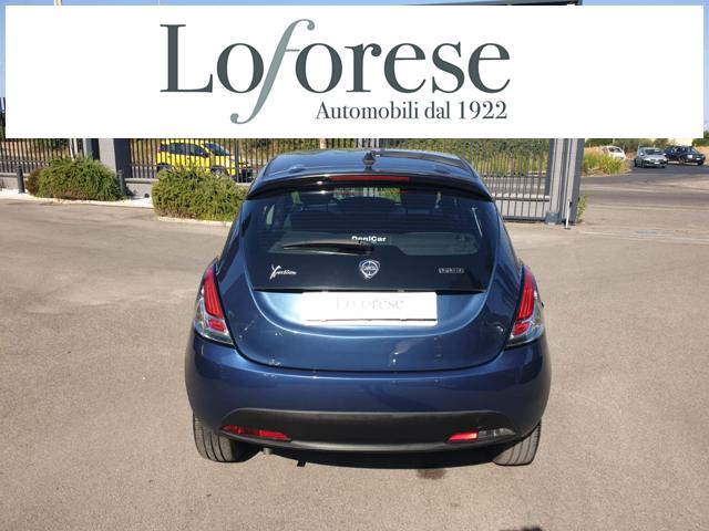 Lancia Ypsilon 1.0 FireFly 5 porte S&S Hybrid Silver - foto 4 di 4