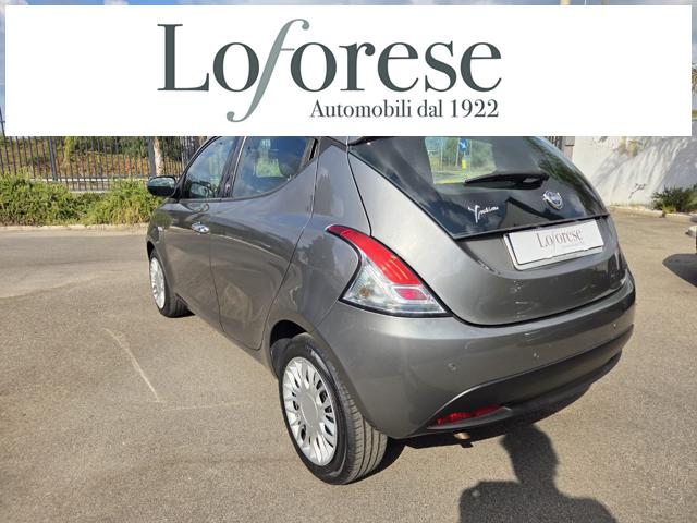 Lancia Ypsilon 0.9 TwinAir 85 CV 5 porte S&S Gold - foto 2 di 13