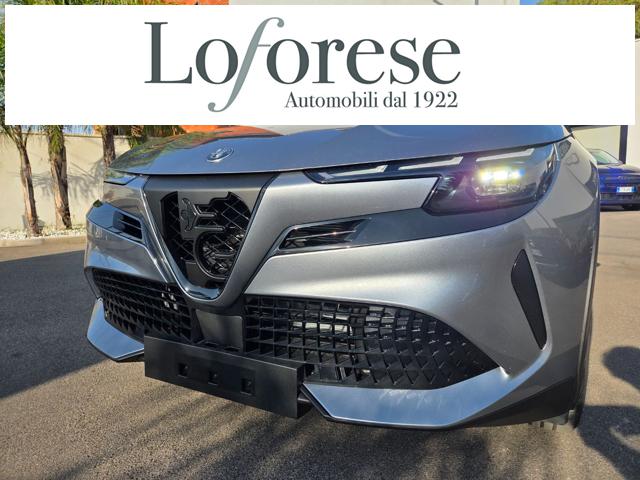 Alfa Romeo Junior 1.2 145 CV Hybrid eDCT6 Speciale km 0 a TARANTO