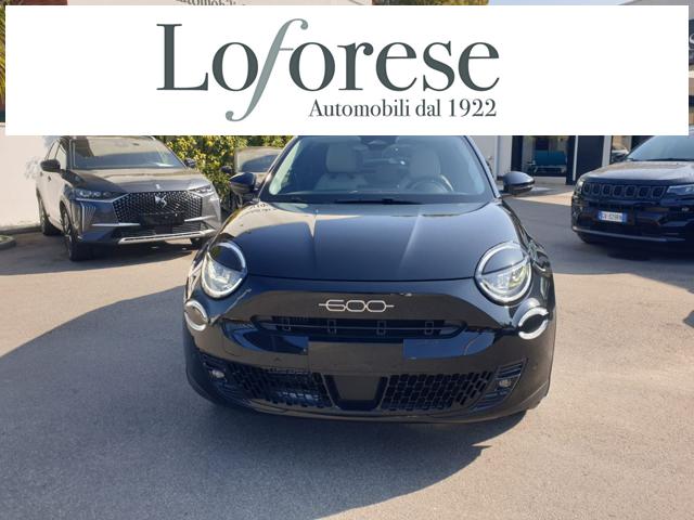 Fiat 600 Hybrid 110 CV DCT MHEV La Prima km 0 a TARANTO