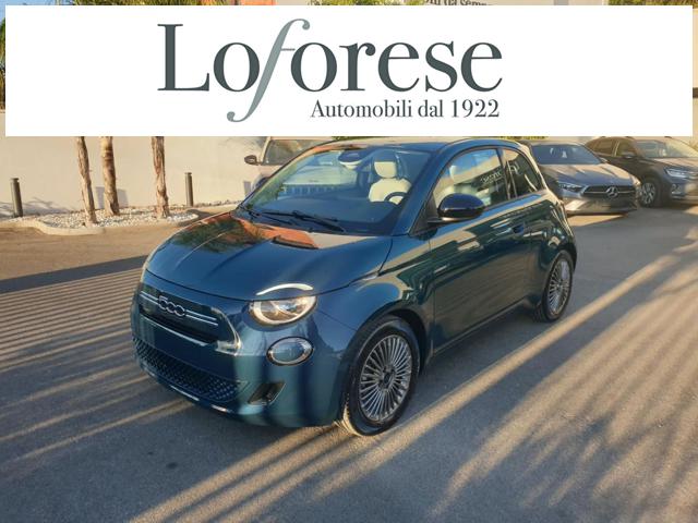 Fiat 500 Berlina Hybrid Icon, del 2026, in vendita a Taranto (TA)