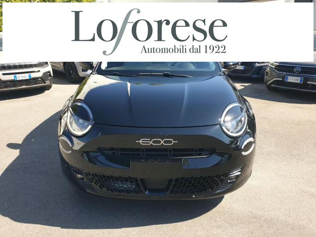 Fiat 600 Hybrid 110 CV DCT MHEV La Prima, del 2025, 15.000 km, in vendita a Taranto (TA)