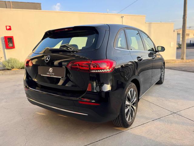 Mercedes-Benz B 180 d Sport - foto 3 di 4