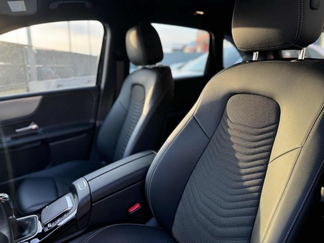 Mercedes-Benz B 180 d Sport usato a MELPIGNANO