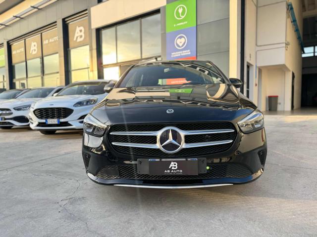 Mercedes-Benz B 180 d Sport - foto 2 di 4