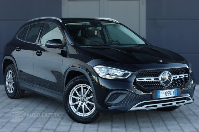 Mercedes-Benz GLA 200 180d Automatic Business usato a CAORSO