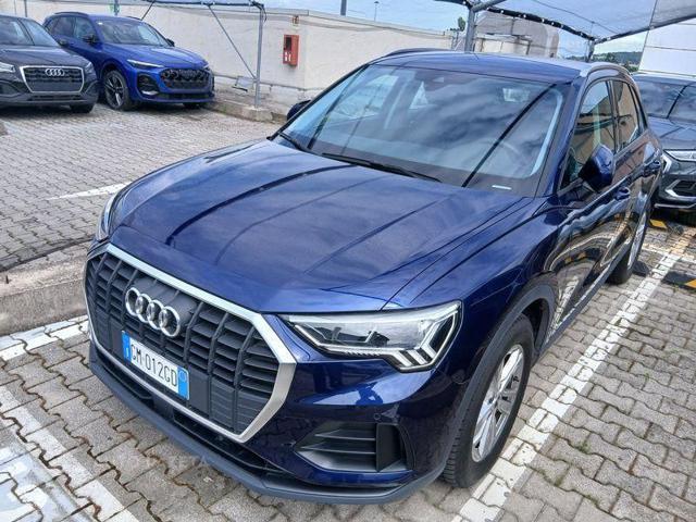 Audi Q3 35 2.0 TDI S tronic - foto 3 di 70