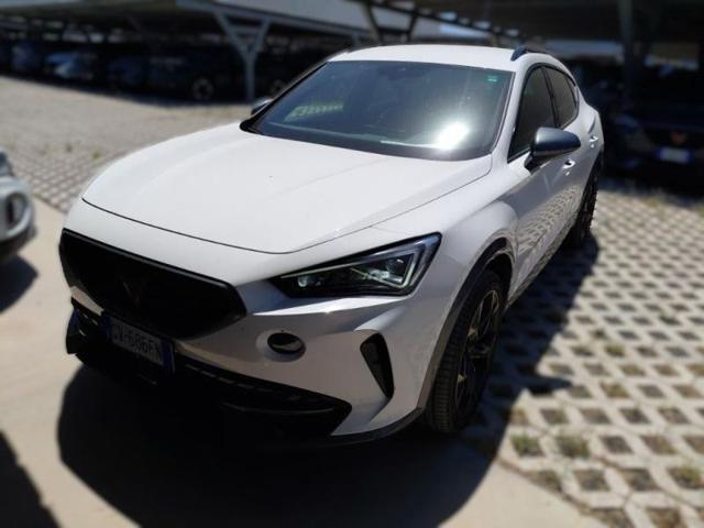 CUPRA Formentor 1.4 eTSI e-Hybrid DSG Plug-in - foto 2 di 11