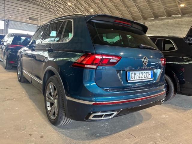 Volkswagen Tiguan 2.0 TDI 150 CV SCR DSG R-Line - foto 4 di 12