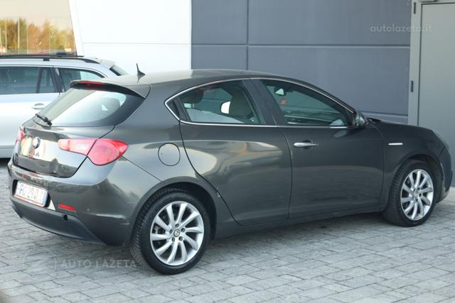 Alfa Romeo Giulietta 1.6 JTDm-2 120 CV - foto 3 di 35