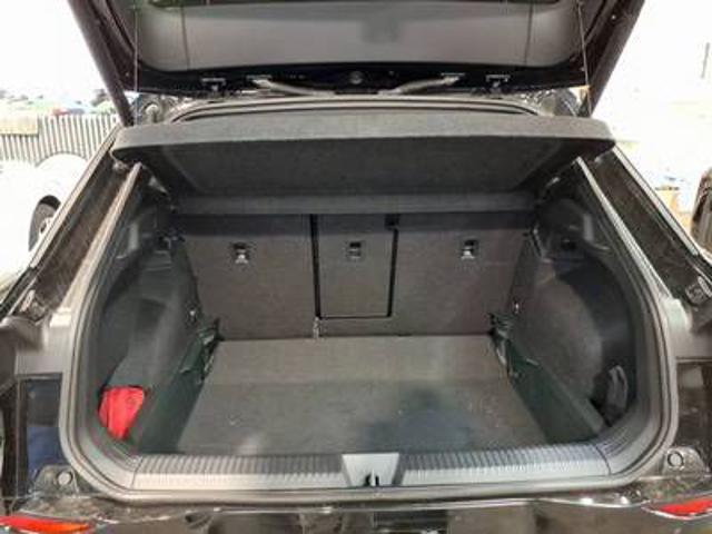 Volkswagen T-Roc 1.5 eTSI 150 CV DSG R-Line - foto 4 di 7