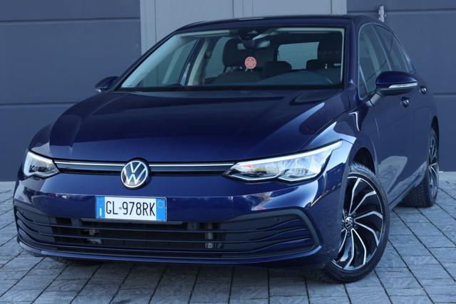 Volkswagen Golf 1.0 eTSI EVO DSG Life usato a CAORSO