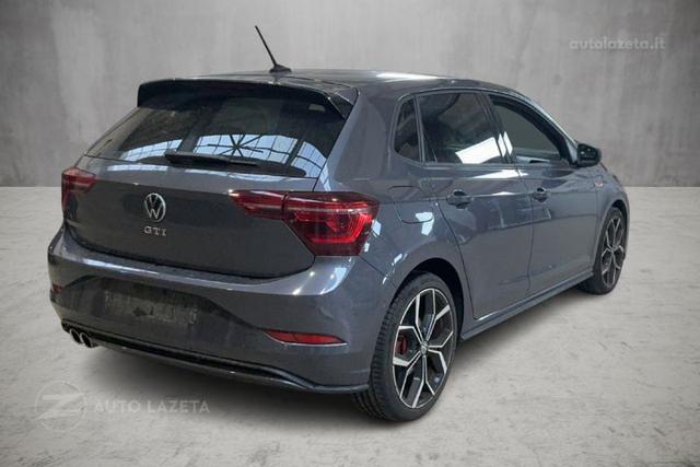 Volkswagen Polo 2.0 TSI 207CV DSG GTI - foto 4 di 17