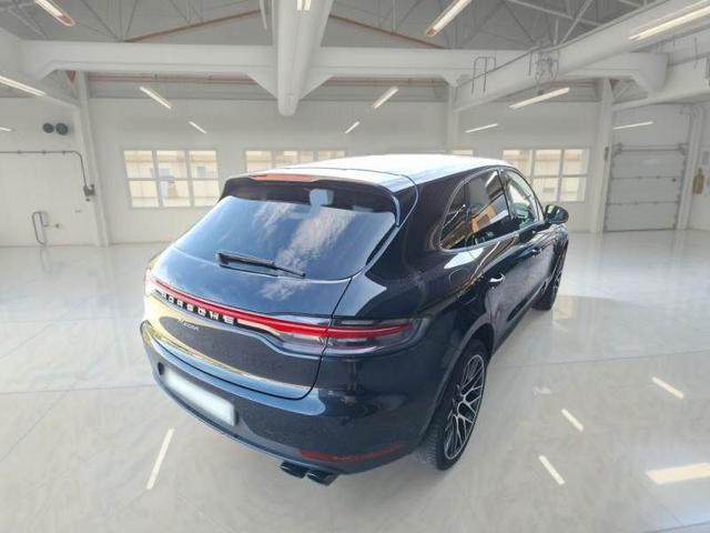Porsche Macan 2.0 245CV AUT 4x4 - foto 2 di 17