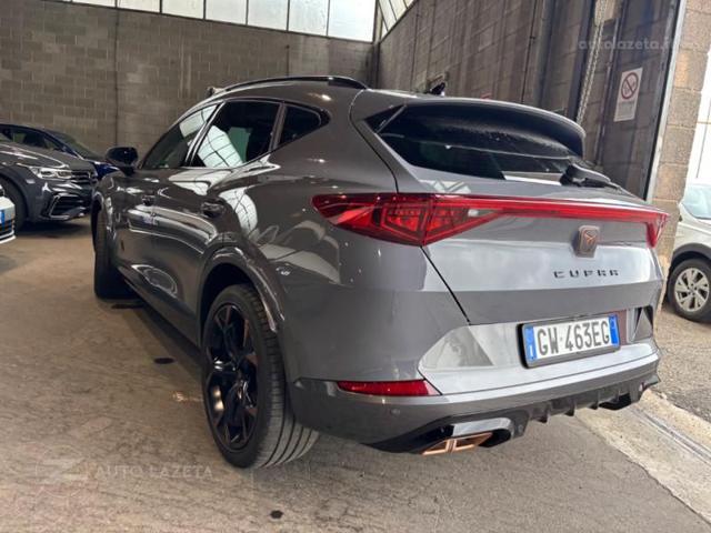 CUPRA Formentor 1.4 electric/TSI e-Hybrid 204CV DSG - foto 3 di 11