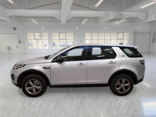 Land Rover Discovery Sport 2.0 TD4 180 CV Pure IVA ESPOSTA - foto 2 di 4