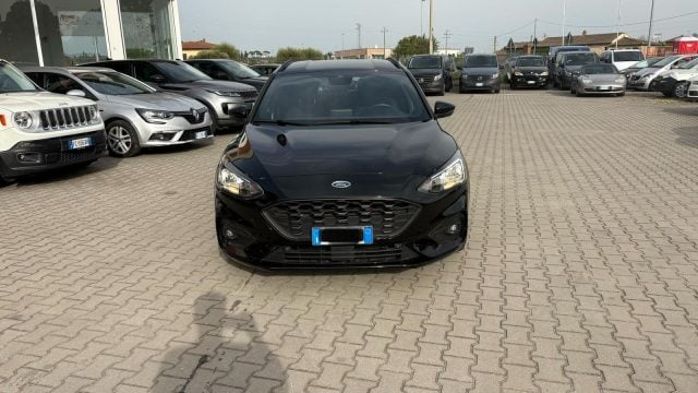 Ford Focus 1.0 EcoBoost 125 CV SW ST-Line IVA ESPOSTA, del 2020, 77.000 km, in vendita a Monte San Savino (AR)