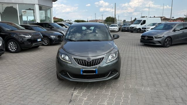 Lancia Ypsilon 1.0 FireFly 5 porte S&S Hybrid Silver Plus X NEOP. - foto 2 di 4