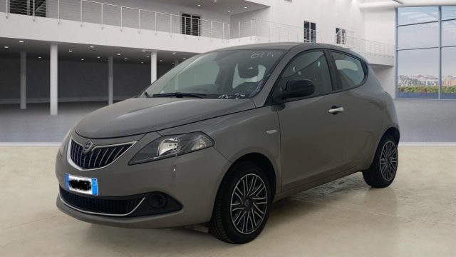 Lancia Ypsilon 1.0 FireFly 5 porte S&S Hybrid Silver Plus X NEOP. usato a MONTE SAN SAVINO