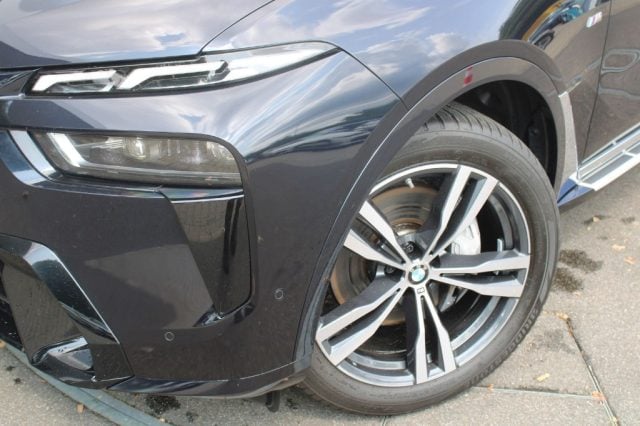 BMW X7 M-Sport xDrive40i 48V - foto 2 di 4