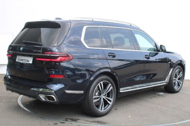 BMW X7 M-Sport xDrive40i 48V - foto 3 di 4