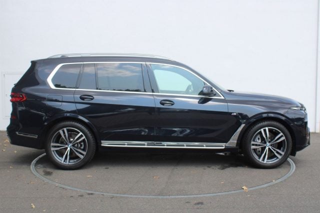 BMW X7 M-Sport xDrive40i 48V - foto 4 di 4