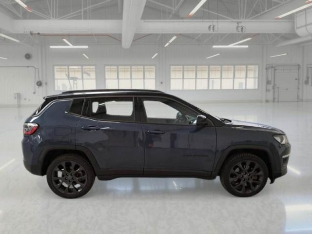 Jeep Compass 1.3 Turbo T4 240 CV PHEV AT6 4xe S IVA ESPOSTA - foto 4 di 4