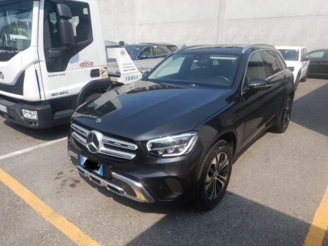 Mercedes-Benz GLC 300 e 4Matic Plug-in hybrid Business Extra usato a MONTE SAN SAVINO