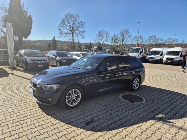 BMW 318 d Touring Business Advantage aut. - foto 2 di 4