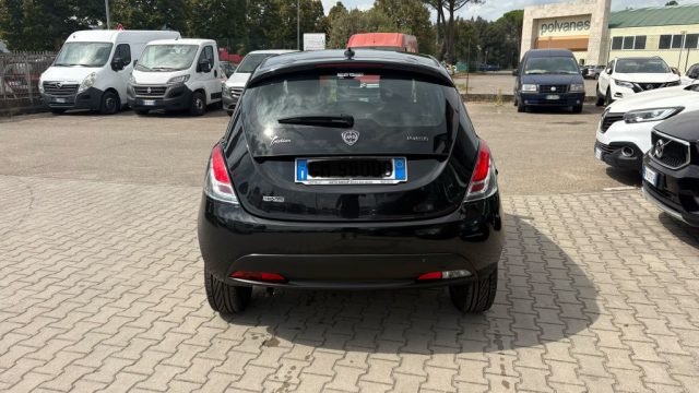 Lancia Ypsilon 1.0 FireFly 5 porte S&S Hybrid Silver Plus OK NEOP - foto 4 di 4