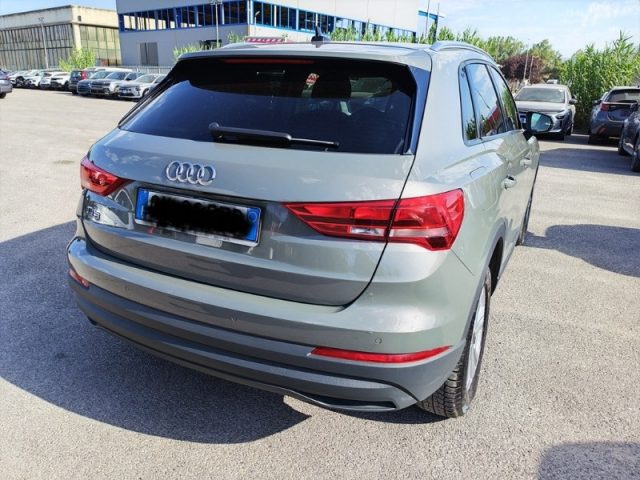 Audi Q3 45 TFSI e S tronic Business IVA ESPOSTA - foto 2 di 4