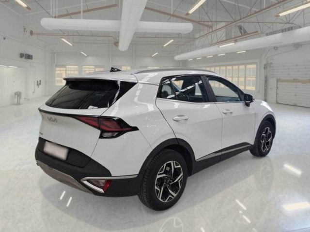 Kia Sportage 1.6 CRDi MHEV DCT Business IVA ESPOSTA - foto 2 di 4